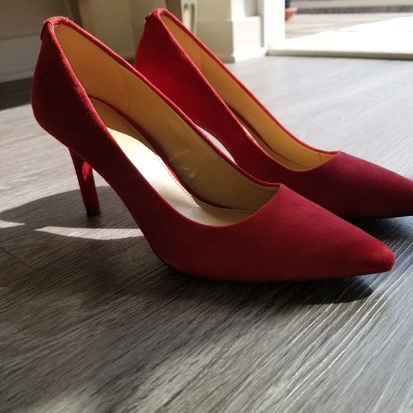 Michael Kors red suede heels, pumps, shoes - Picture 4 of 8
